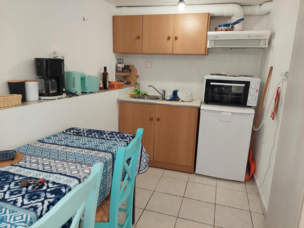 Artemis Ermoupoli Centre Appartement Pour Petit Budget Backpackers Exterior photo