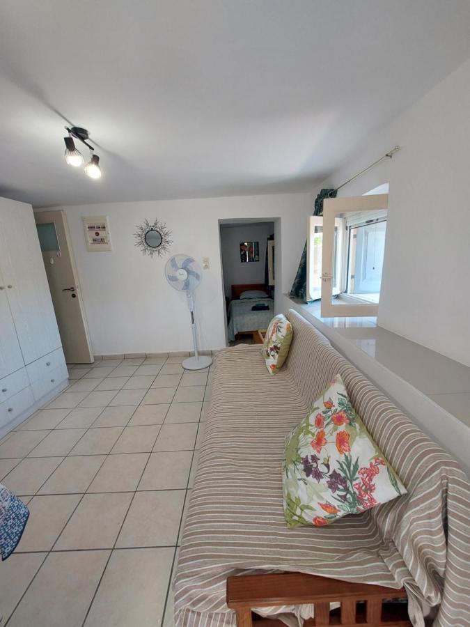 Artemis Ermoupoli Centre Appartement Pour Petit Budget Backpackers Exterior photo